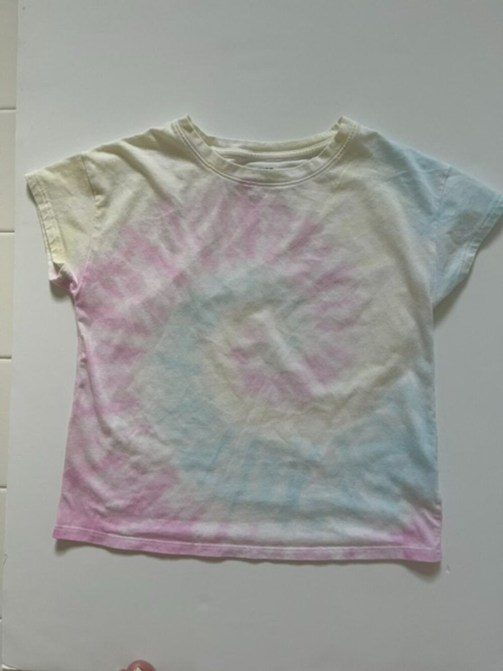 Girl's Colorful Tee L 10/12